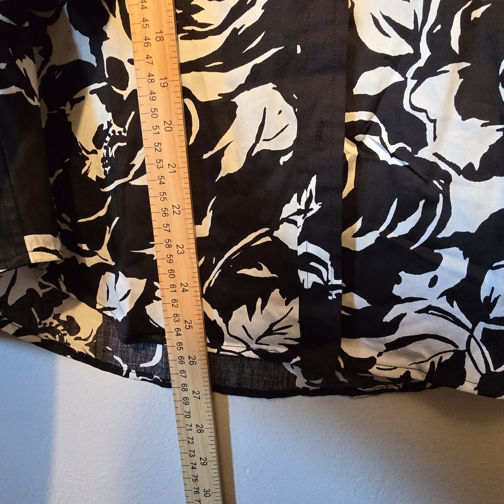 Lauren Ralph Lauren NWT Floral Top Women's MED Black Cotton Office Preppy Button - Picture 10 of 13